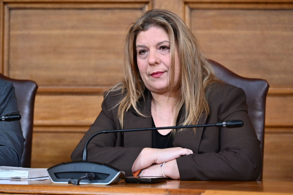 ρυυξνυργν